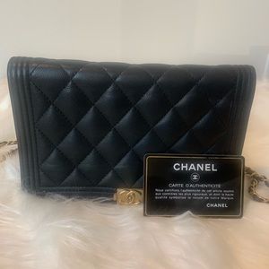 Chanel caviar wallet on chain
